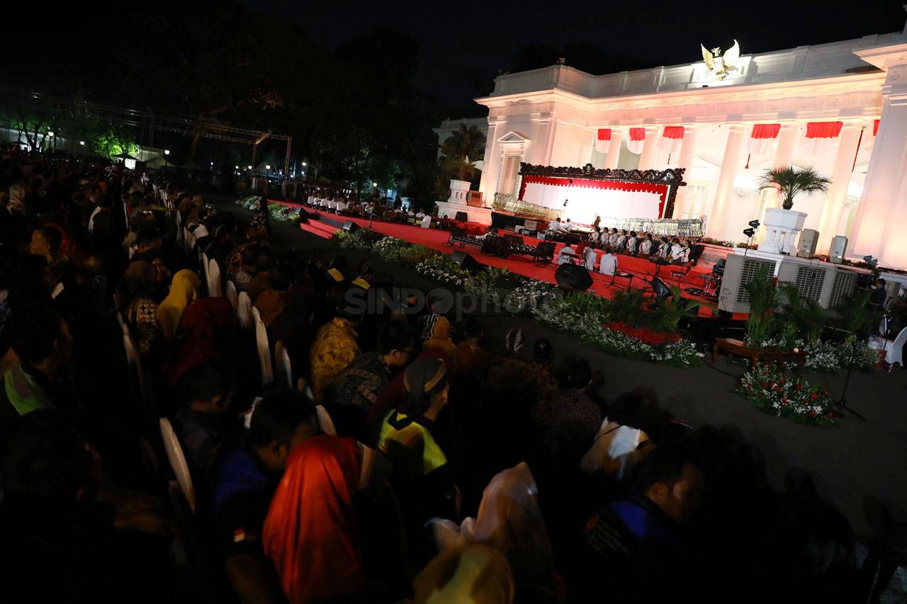 Presiden Jokowi Gelar...