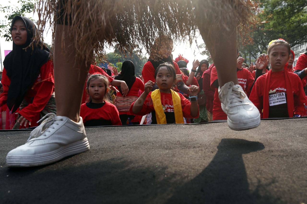 Festival Tunjukkan Indonesiamu...
