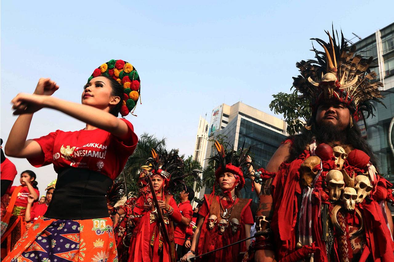 Festival Tunjukkan Indonesiamu...