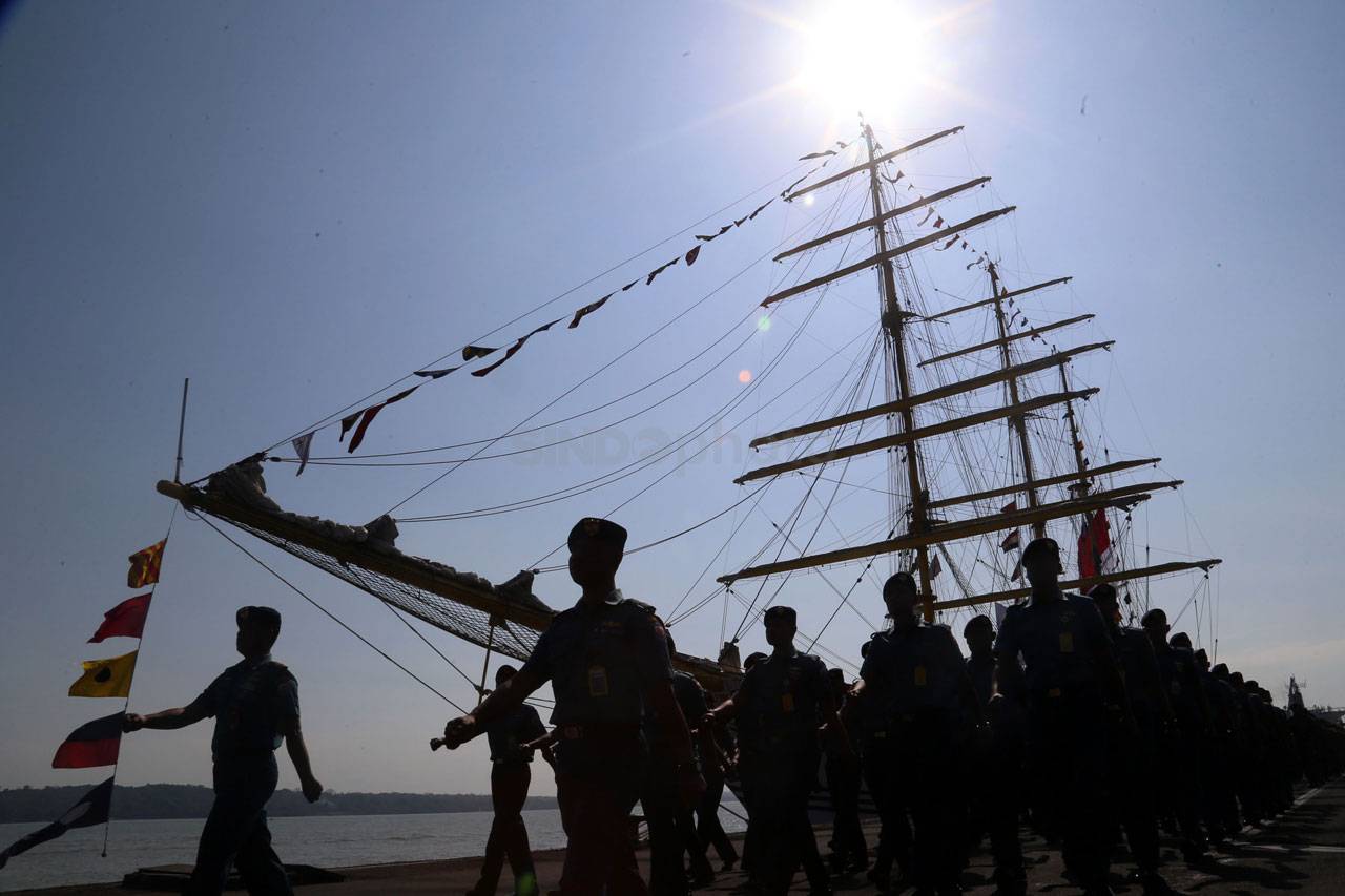 KRI Bima Suci Laksanakan...