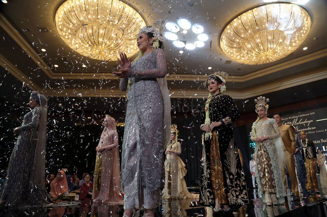 Fashion Show Busana...