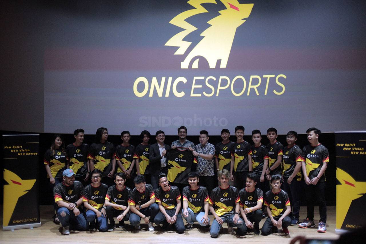 ONIC Esports Luncurkan...