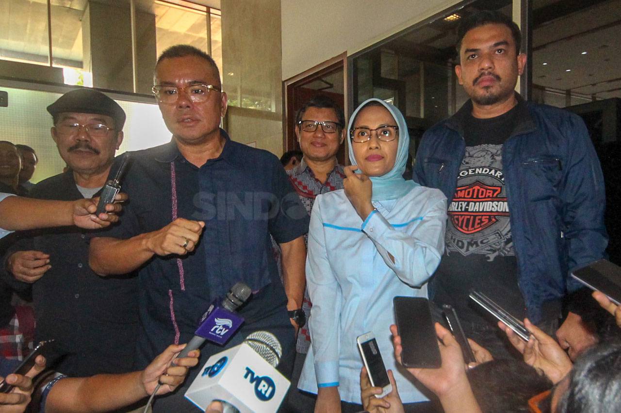 Komisi VII DPR Panggil...