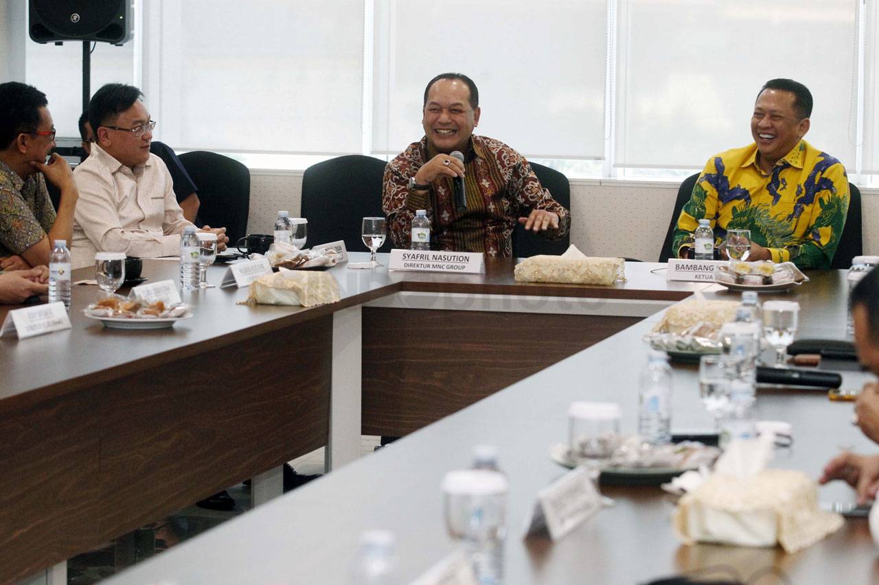 Bambang Soesatyo Kunjungi...