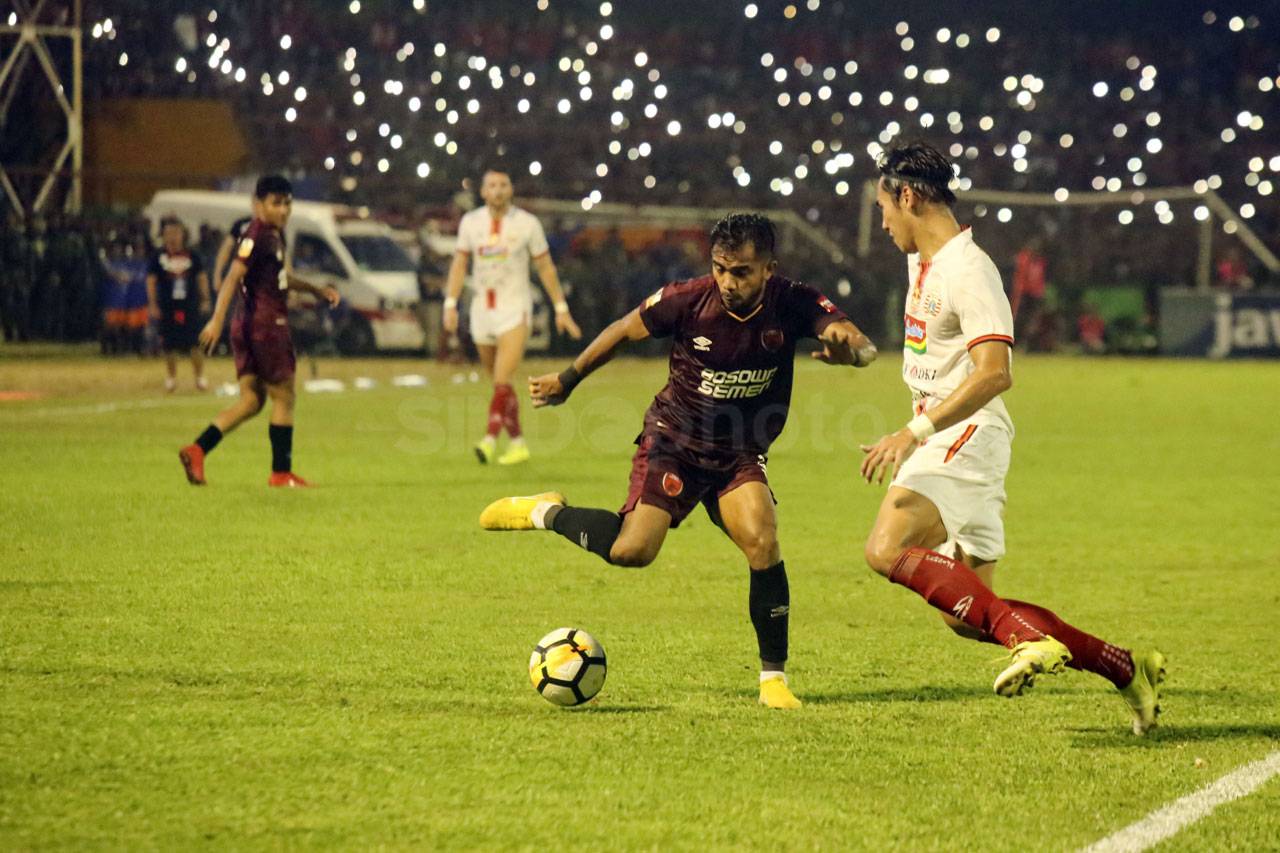 Bekuk Persija 2-0, PSM...