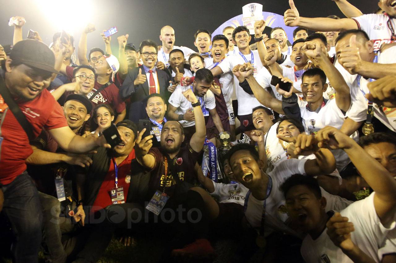 Bekuk Persija 2-0, PSM...