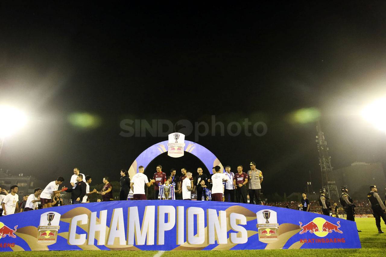 Bekuk Persija 2-0, PSM...