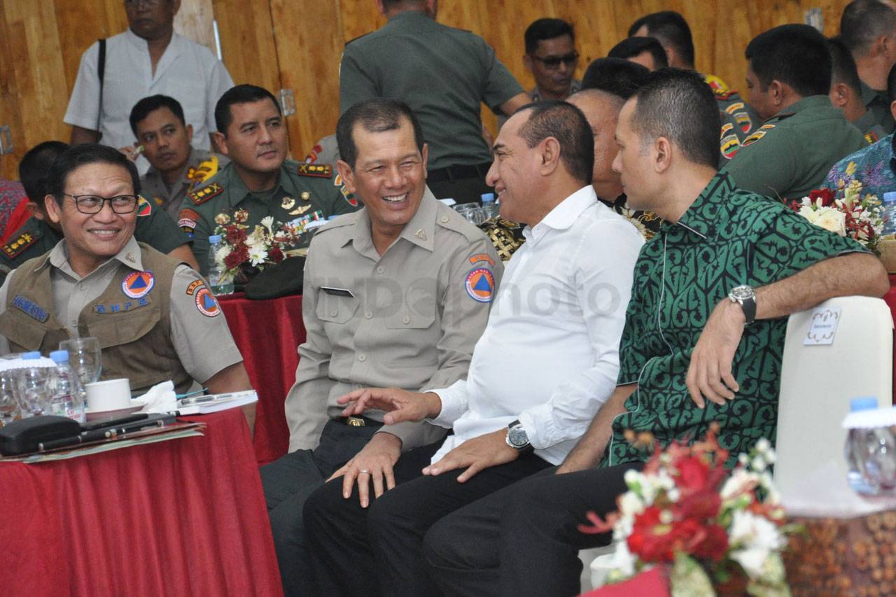 Kepala BNPB Pimpin Rakor...