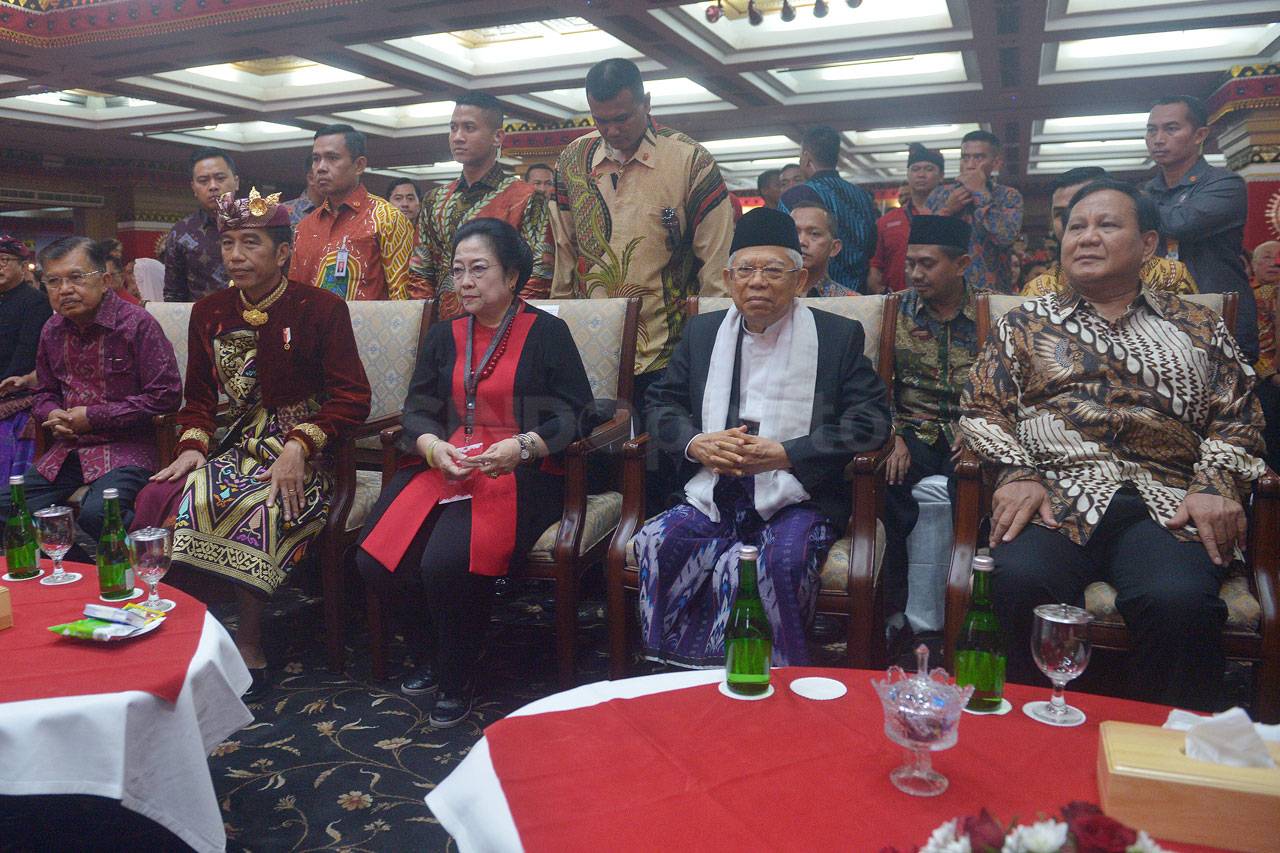 Presiden Jokowi Hadiri...