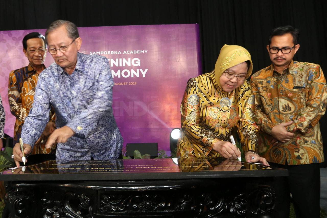 Wali Kota Risma Resmikan...