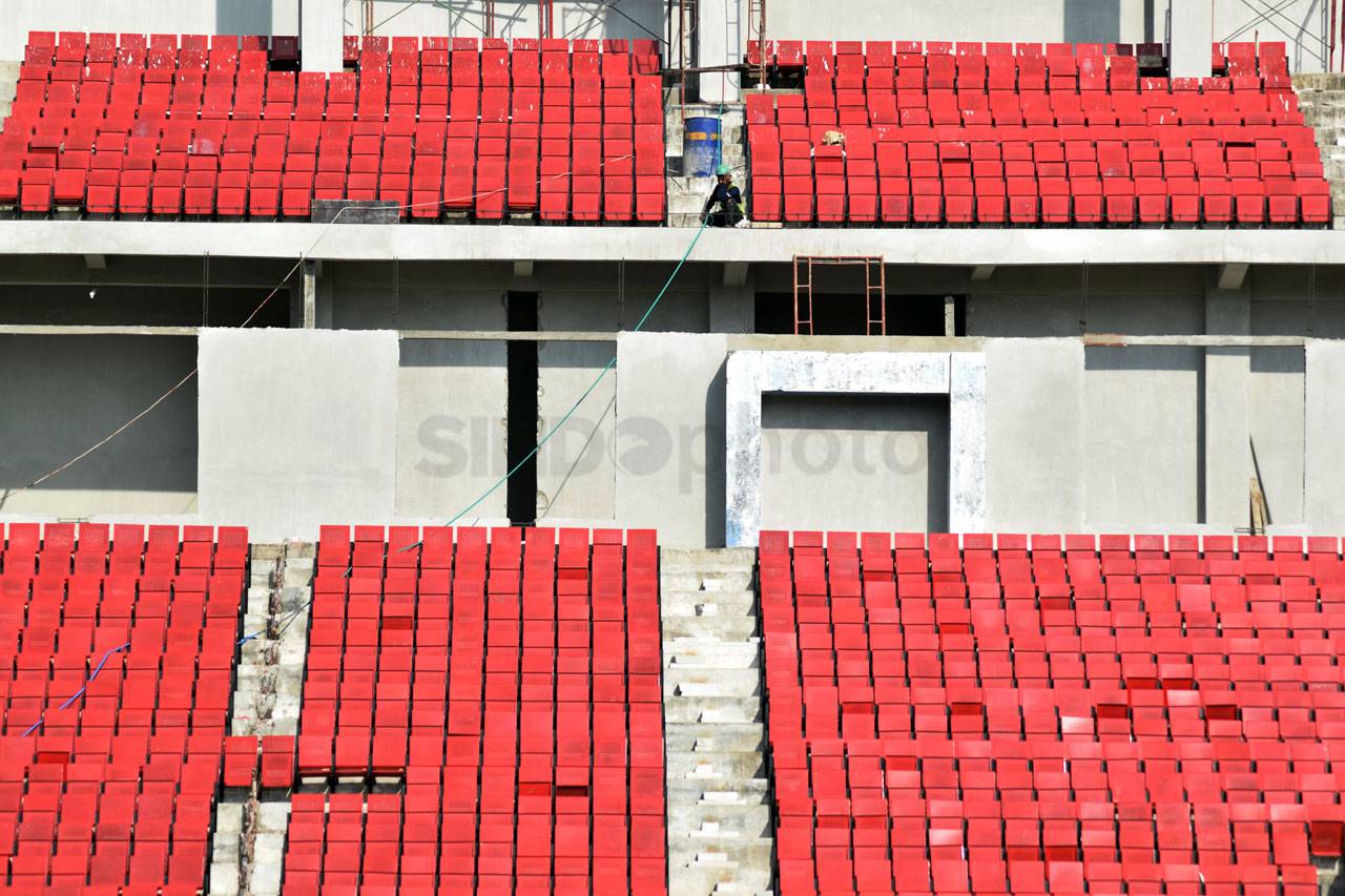 Progress Renovasi Stadion...