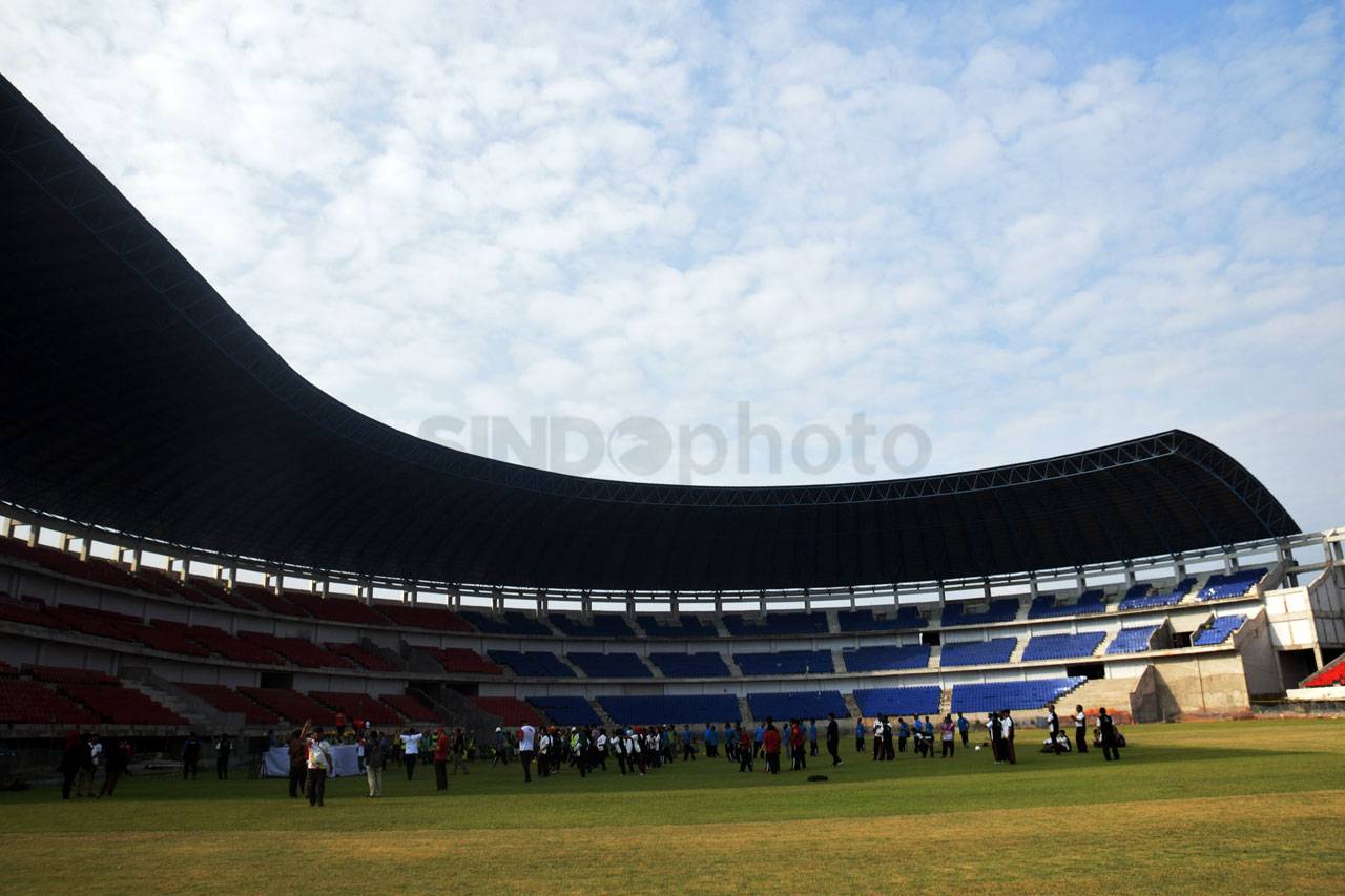 Progress Renovasi Stadion...