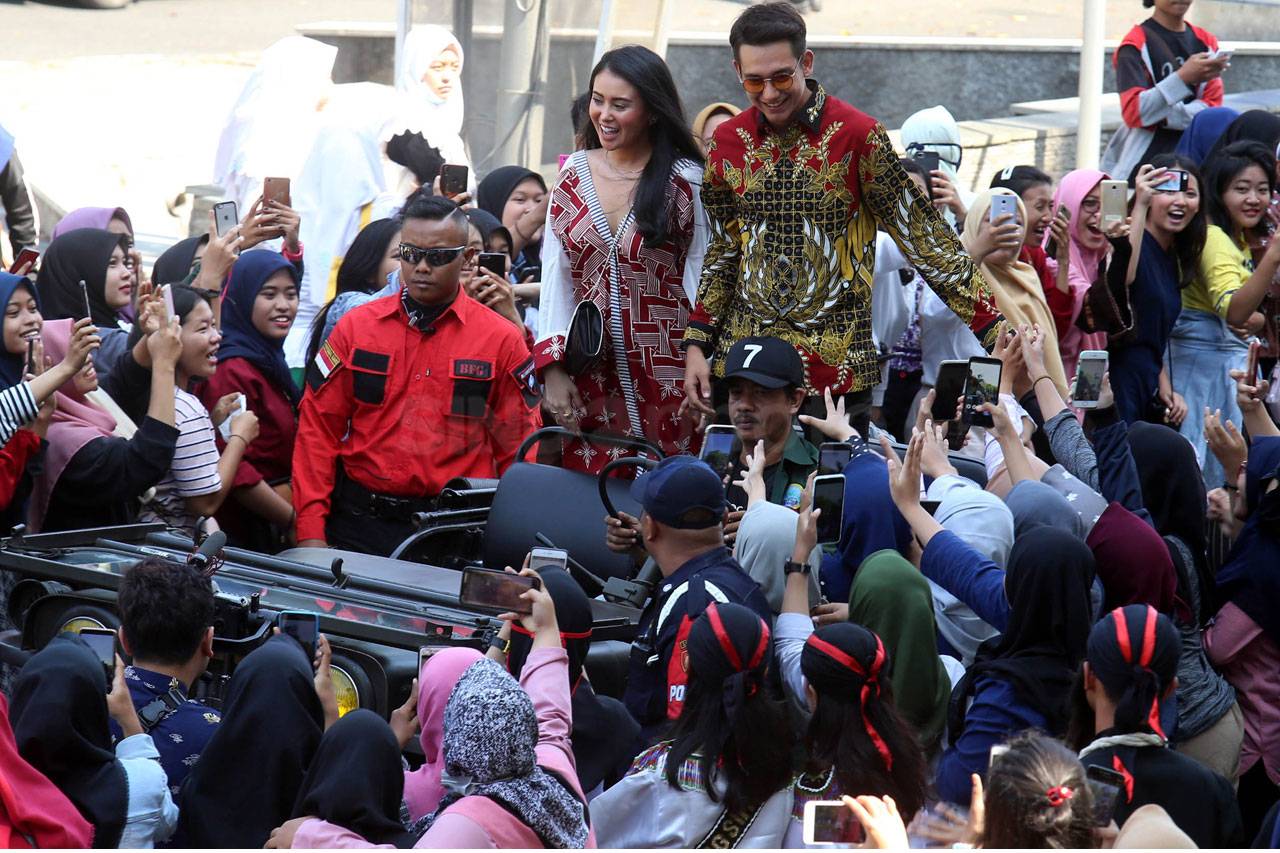 Warga Surabaya Antusias...