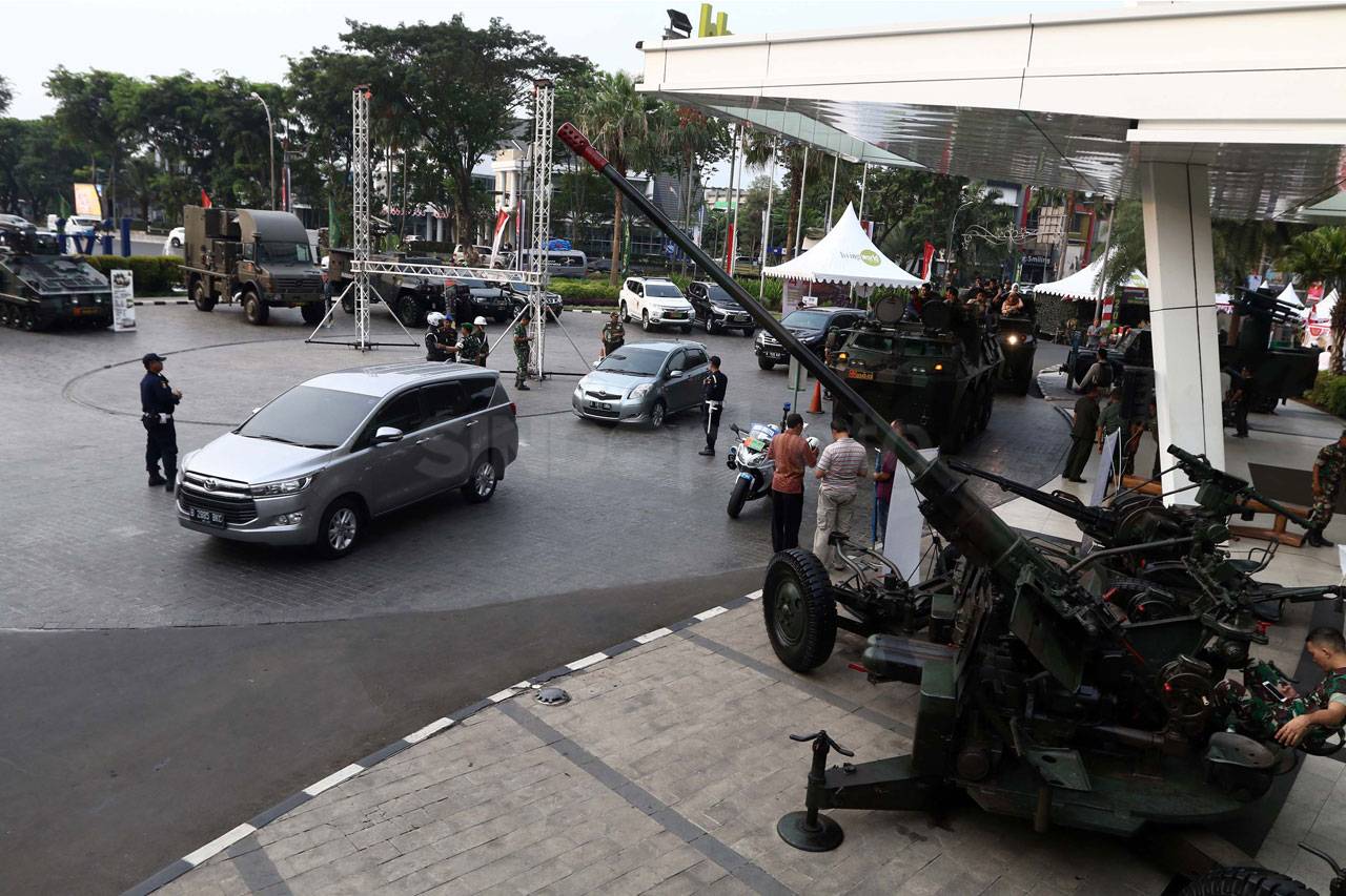 TNI AD Gelar Pameran...