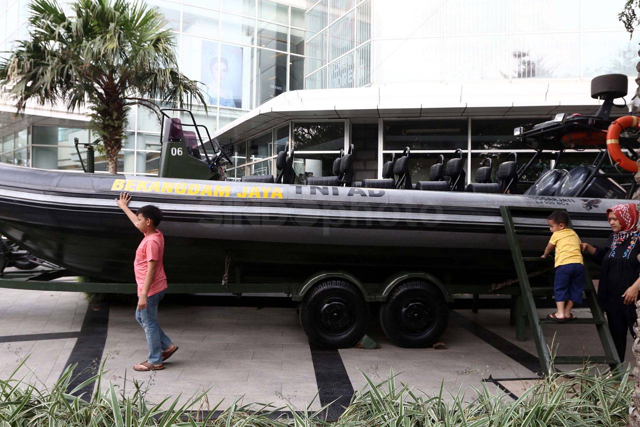 TNI AD Gelar Pameran...