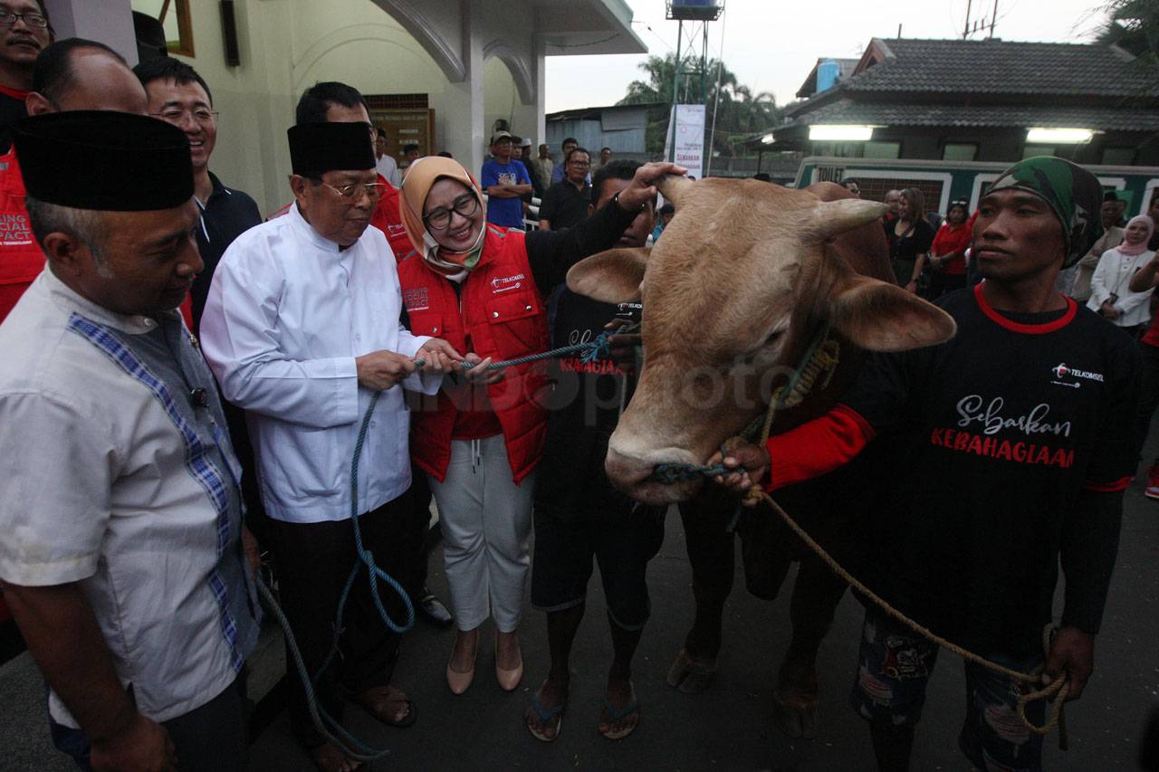 Telkomsel Serahkan 751...