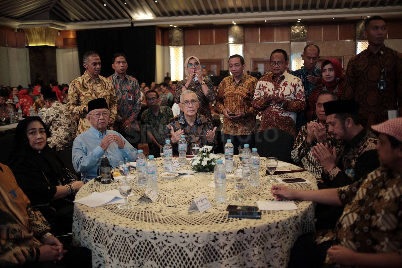 Menhan Hadiri Silaturahmi...