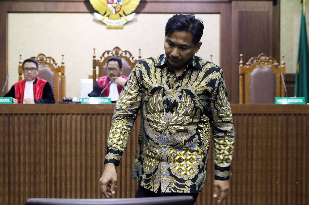 Bowo Sidik Pangarso...