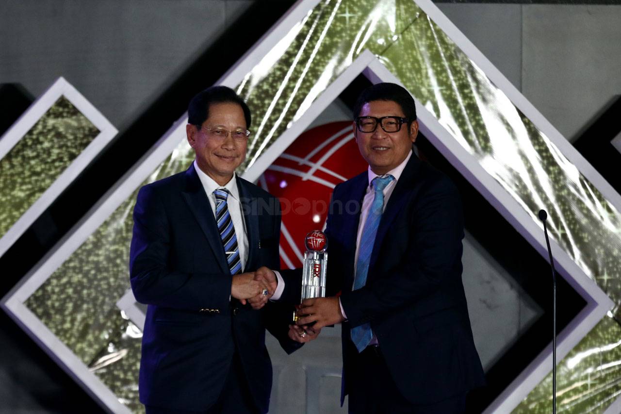 IDX Channel Beri Penghargaan...