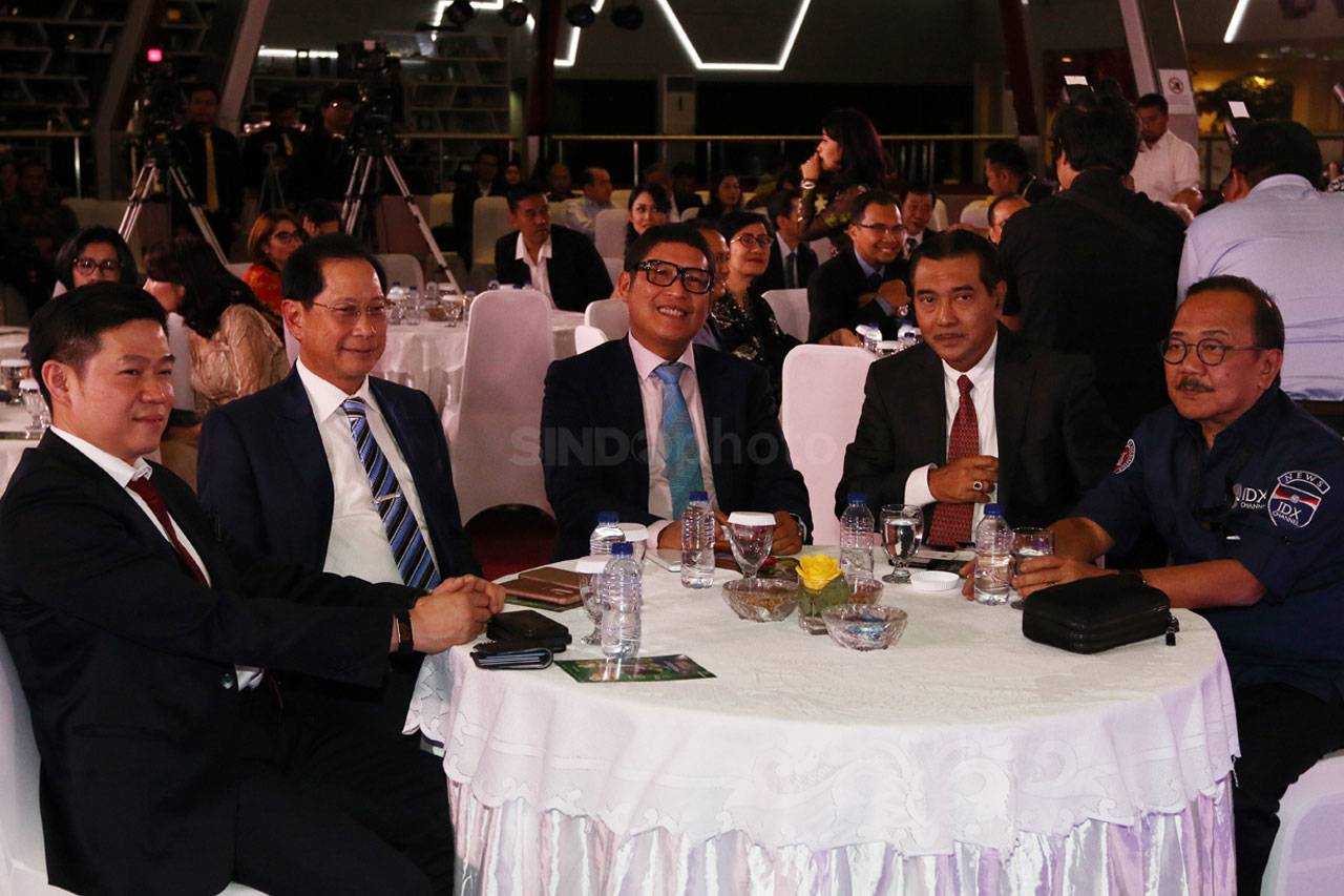 IDX Channel Beri Penghargaan...