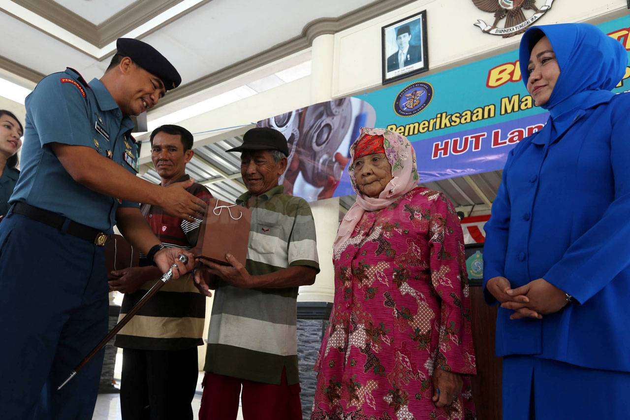 Peringati HUT Ke-55,...