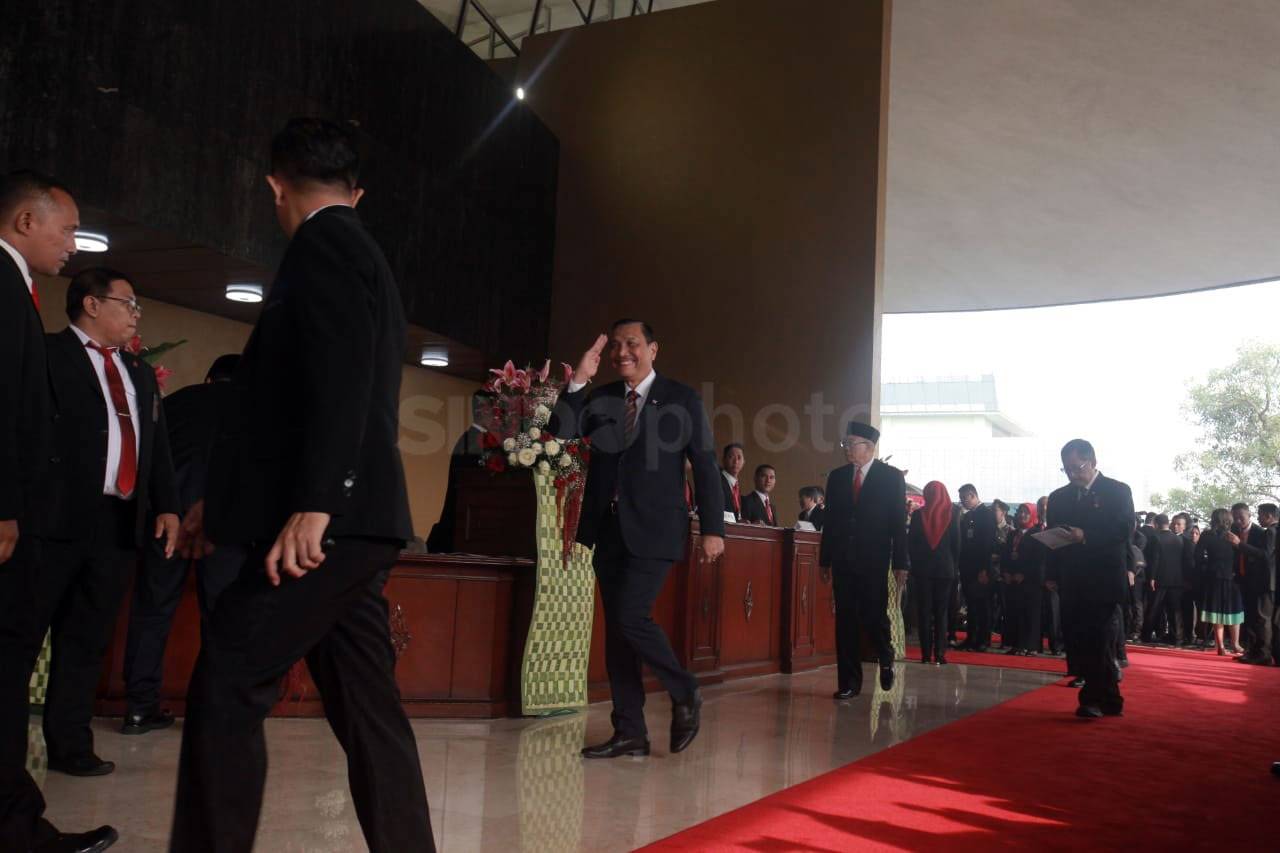 Presiden Jokowi Hadiri...