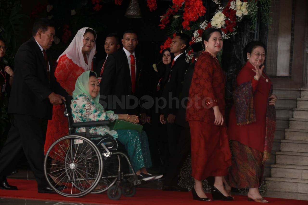 Presiden Jokowi Hadiri...