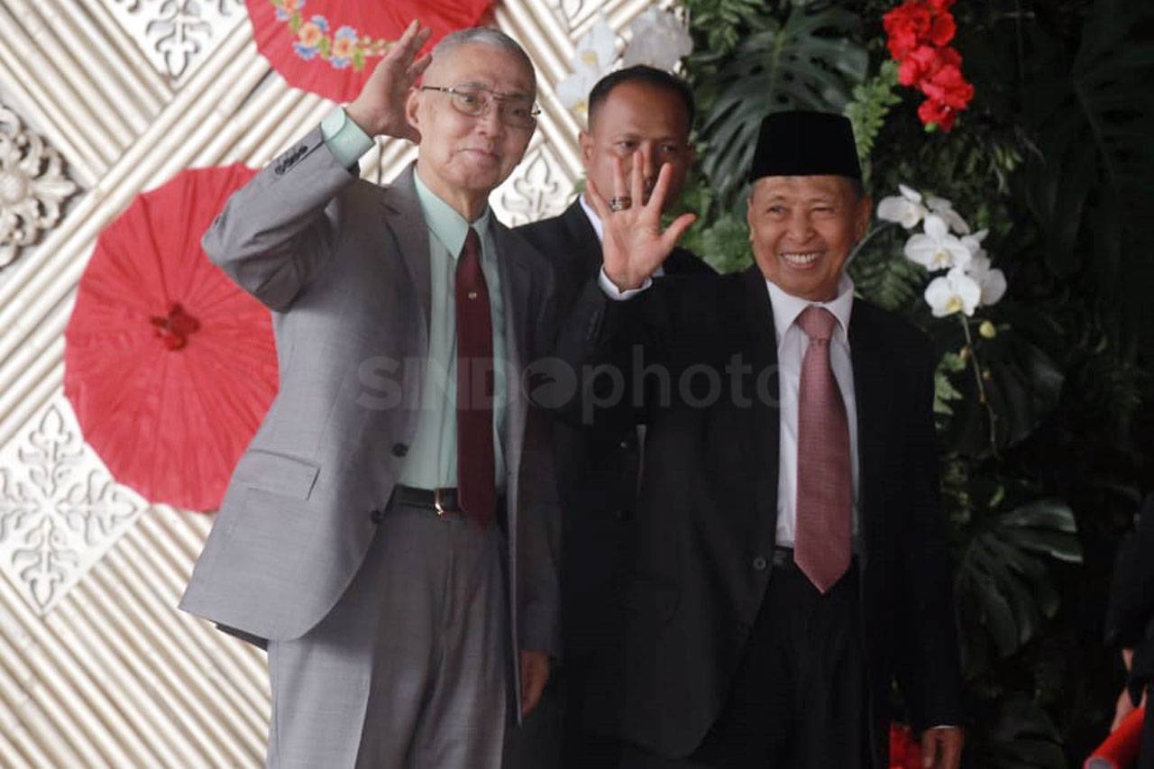 Presiden Jokowi Hadiri...