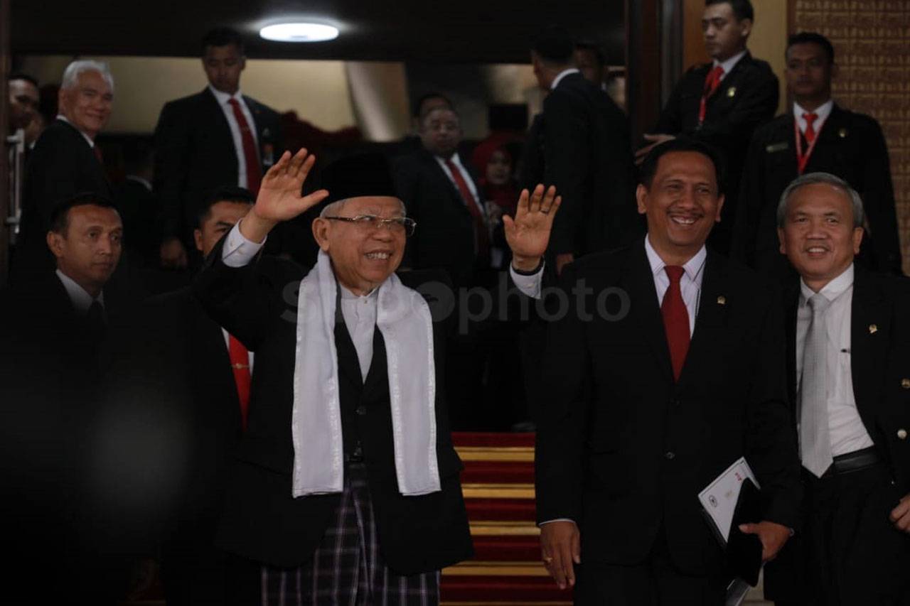 Presiden Jokowi Hadiri...