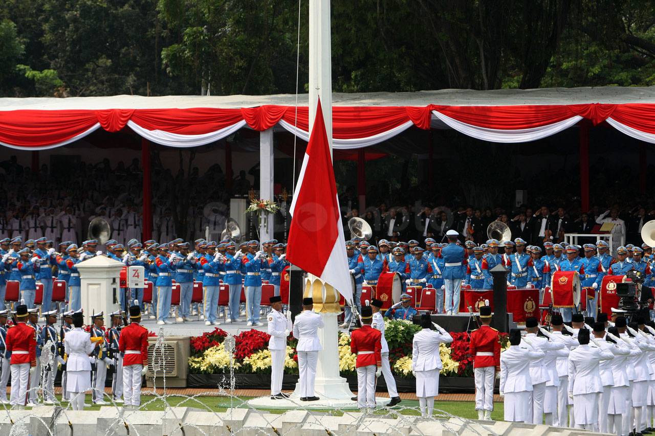 Peringatan Detik-Detik...
