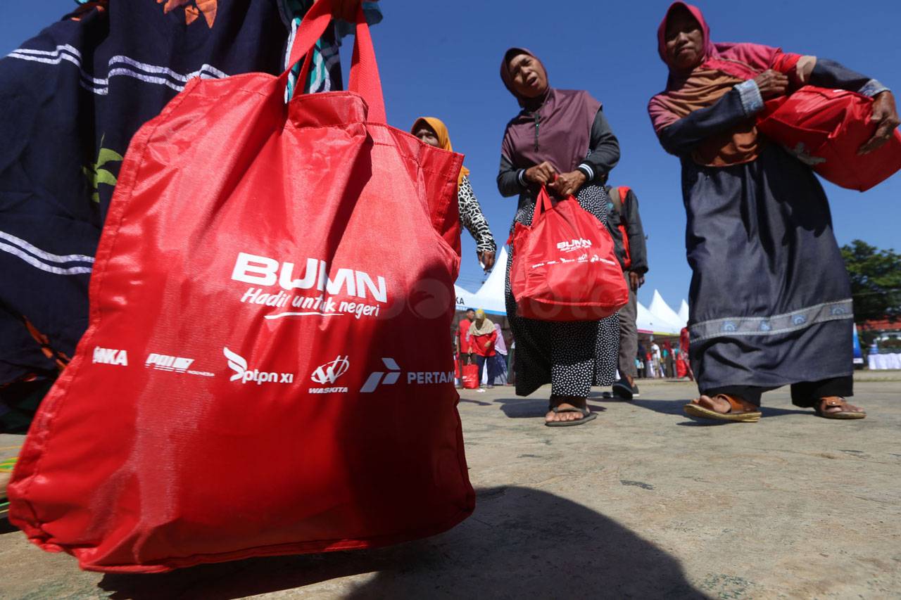 Ribuan Warga Tuban Serbu...