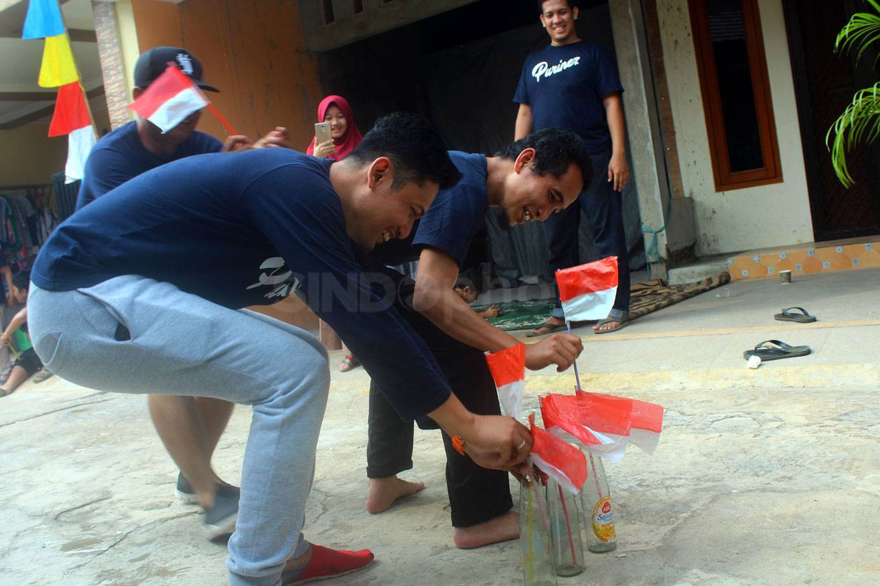Warga Puri Family Asri...
