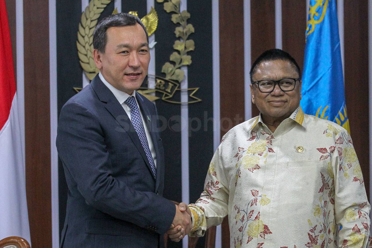Bahas Kerjasama Bilateral,...