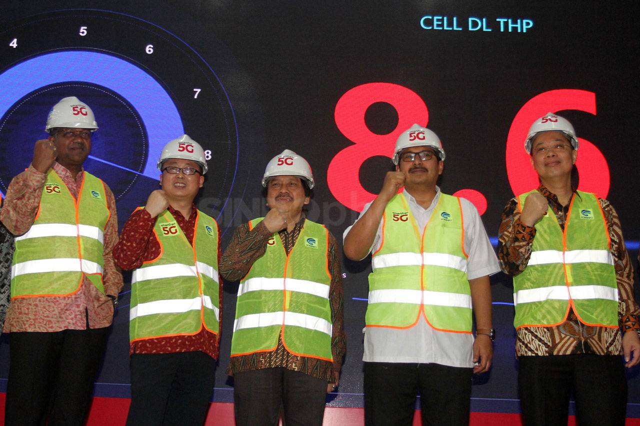 Smartfren Lakukan Uji...