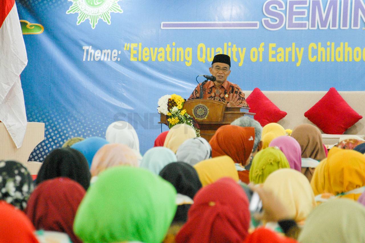 Peringatan 100 Tahun...
