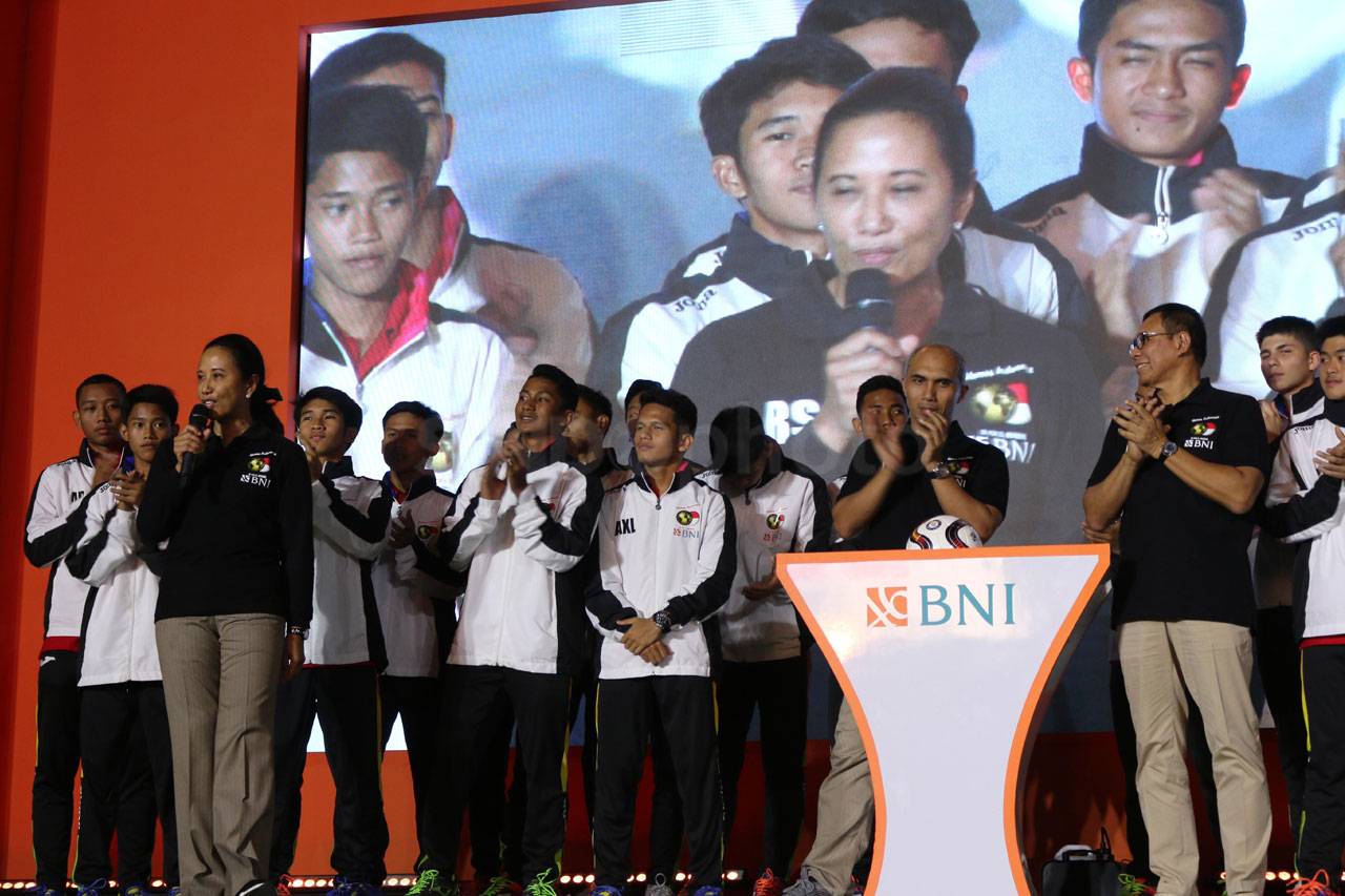 Menteri BUMN Lepas Tim...