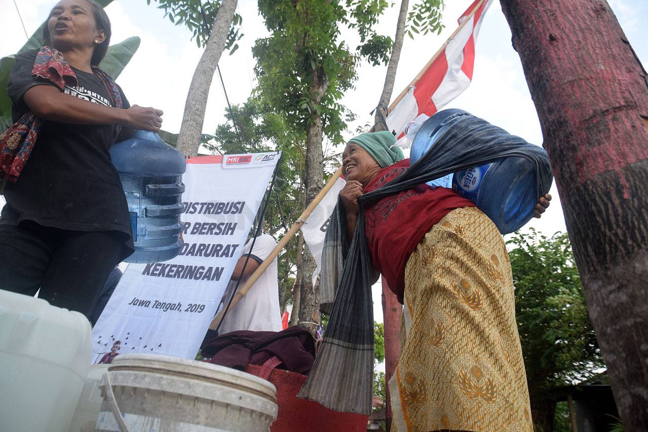 ACT Distribusikan Air...