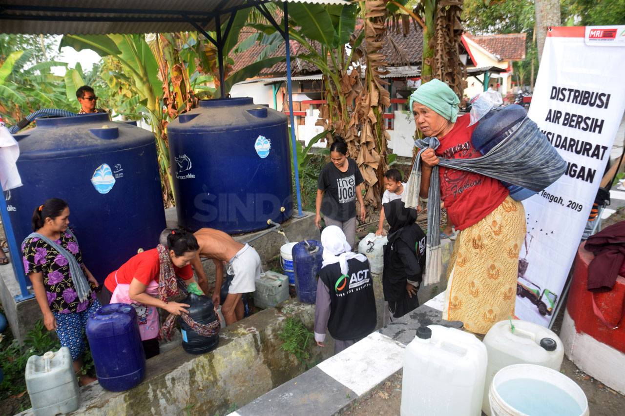 ACT Distribusikan Air...