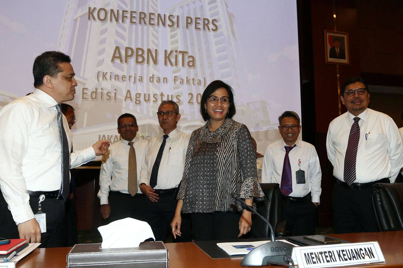 Kemenkeu Catat Defisit...