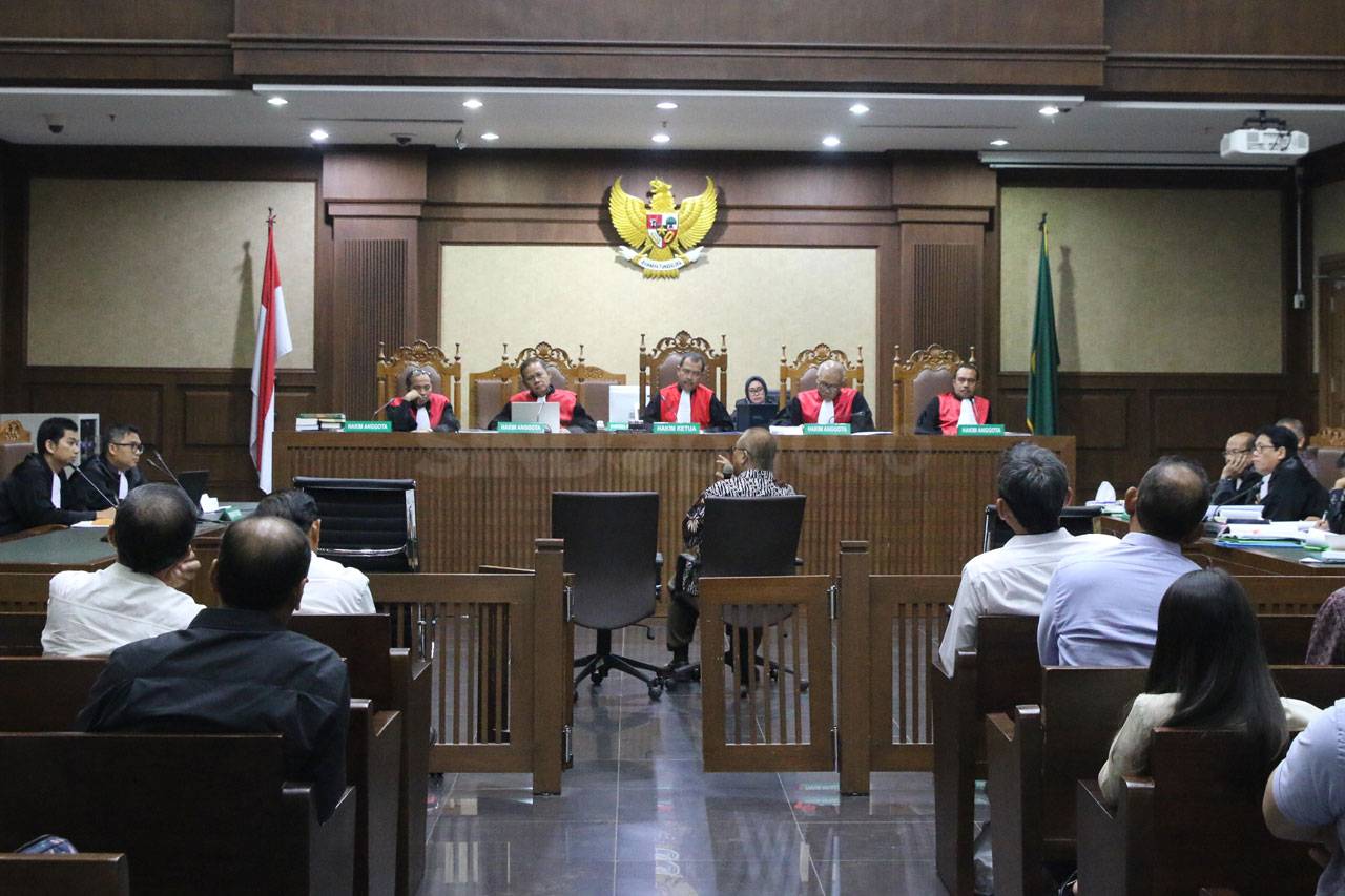 Sidang Suap Proyek PLTU...