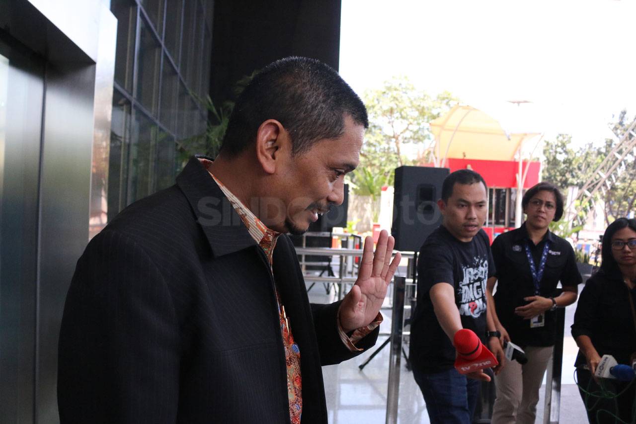Kembangkan Kasus Suap...