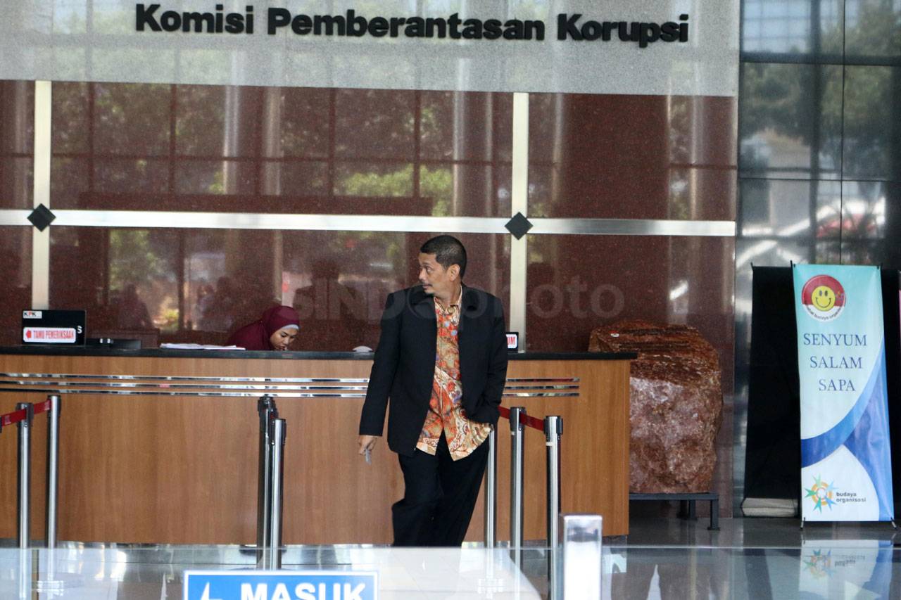 Kembangkan Kasus Suap...