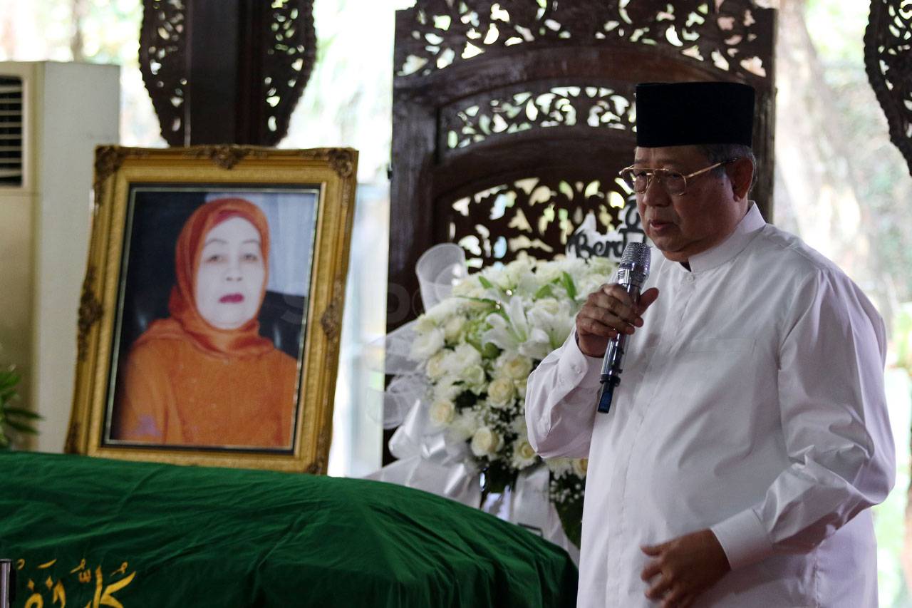 Presiden Jokowi Melayat...