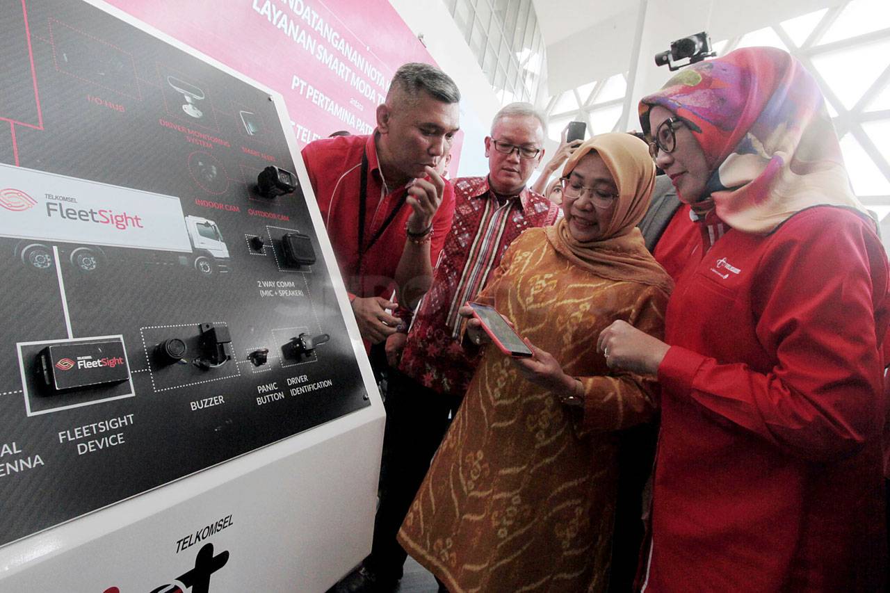 Telkomsel dan Pertamina...