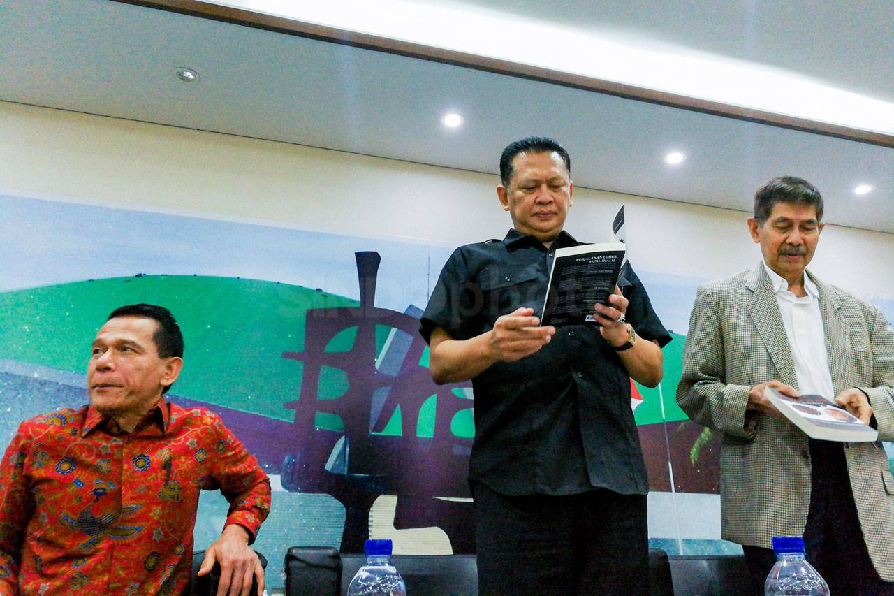 Diskusi dan Peluncuran...
