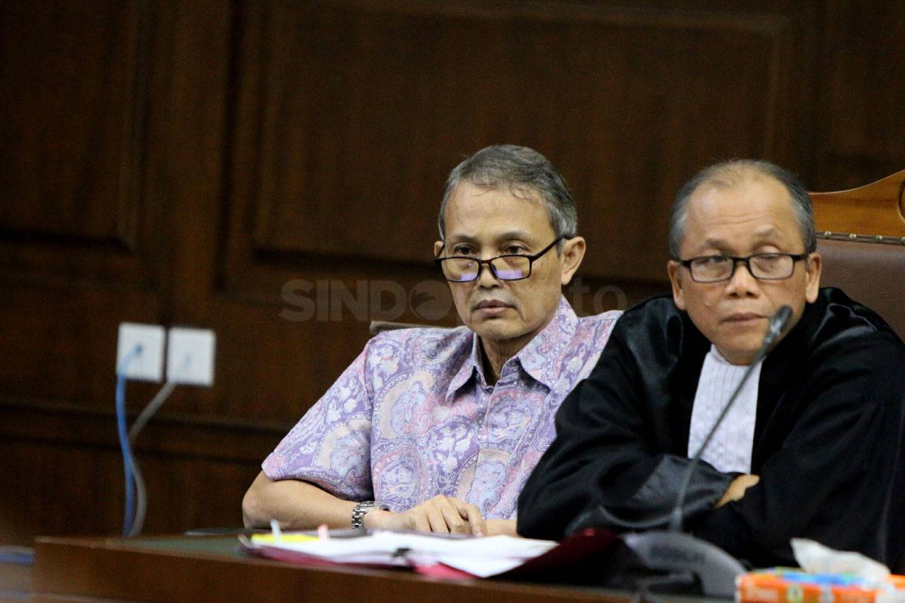 Mantan Direktur KS Wisnu...