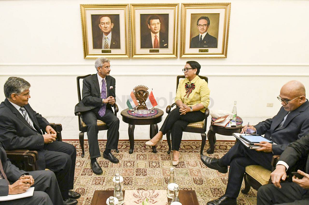 Indonesia dan India...