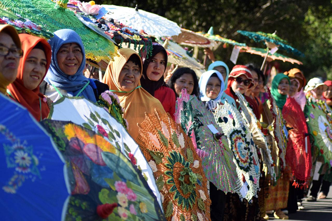 Warna Warni Festival...
