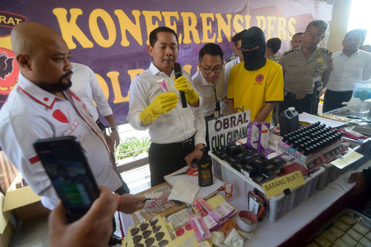 Polda Jabar Ungkap Peredaran...