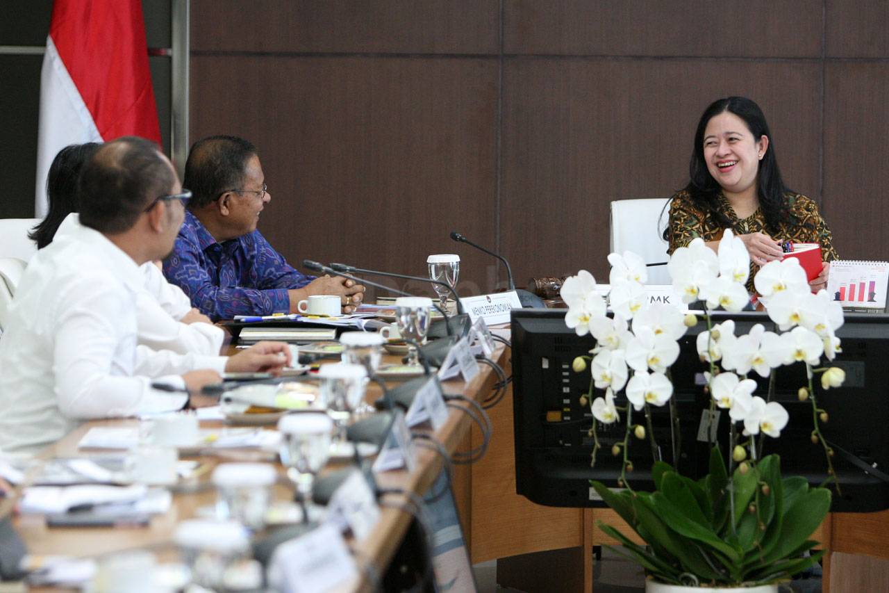 Puan Maharani Pimpin...